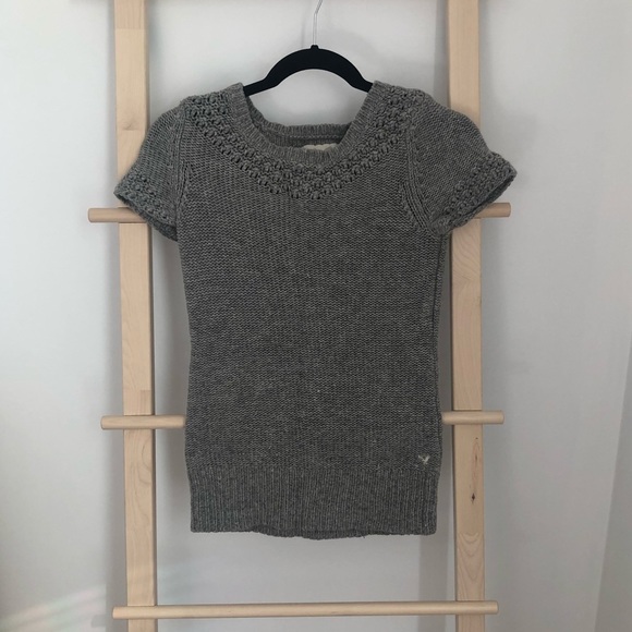 AEO Grey Knit Sweater Tee in XS - Picture 1 of 6